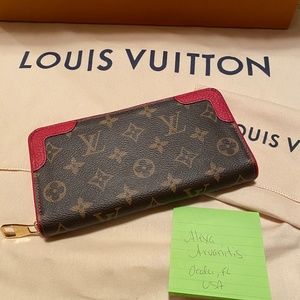 Louis Vuitton Retiro Zippy Wallet